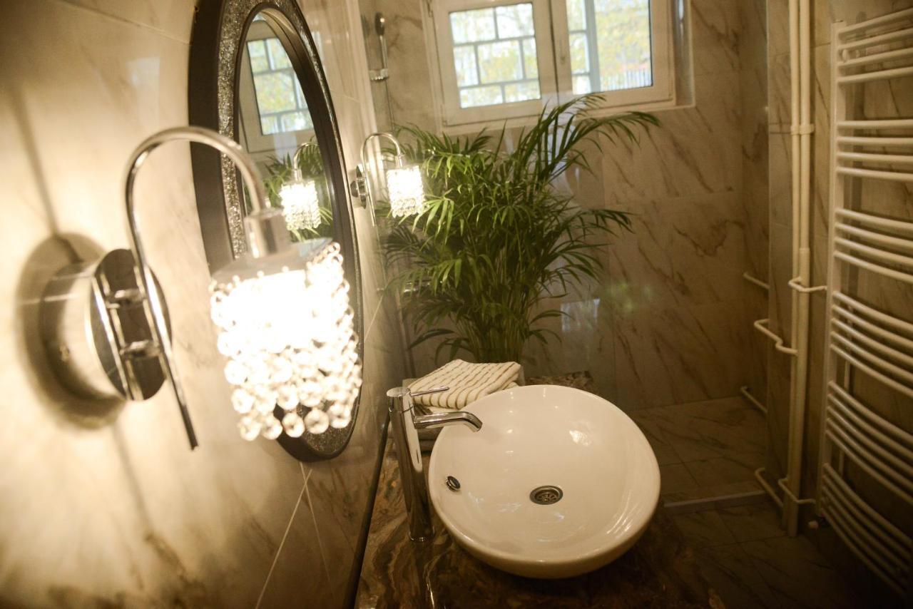 Crystal-Modern Apartment In The Center Of Novi Sad Extérieur photo